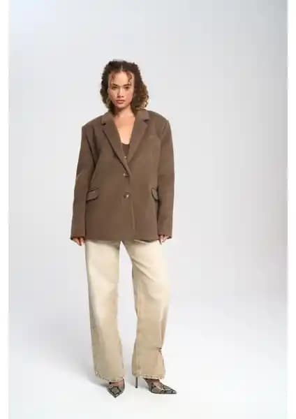 Mai Howell ve Mai Proenza Kahverengi Blazer Ceket Karşılaştırması Moda ve Kullanıcı Yorumlarıyla