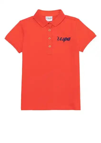 U.S. Polo Assn. Kız Çocuk Tişörtleri Karşılaştırması: Kırmızı Basic ve Turuncu Bisiklet Yaka Modelleri