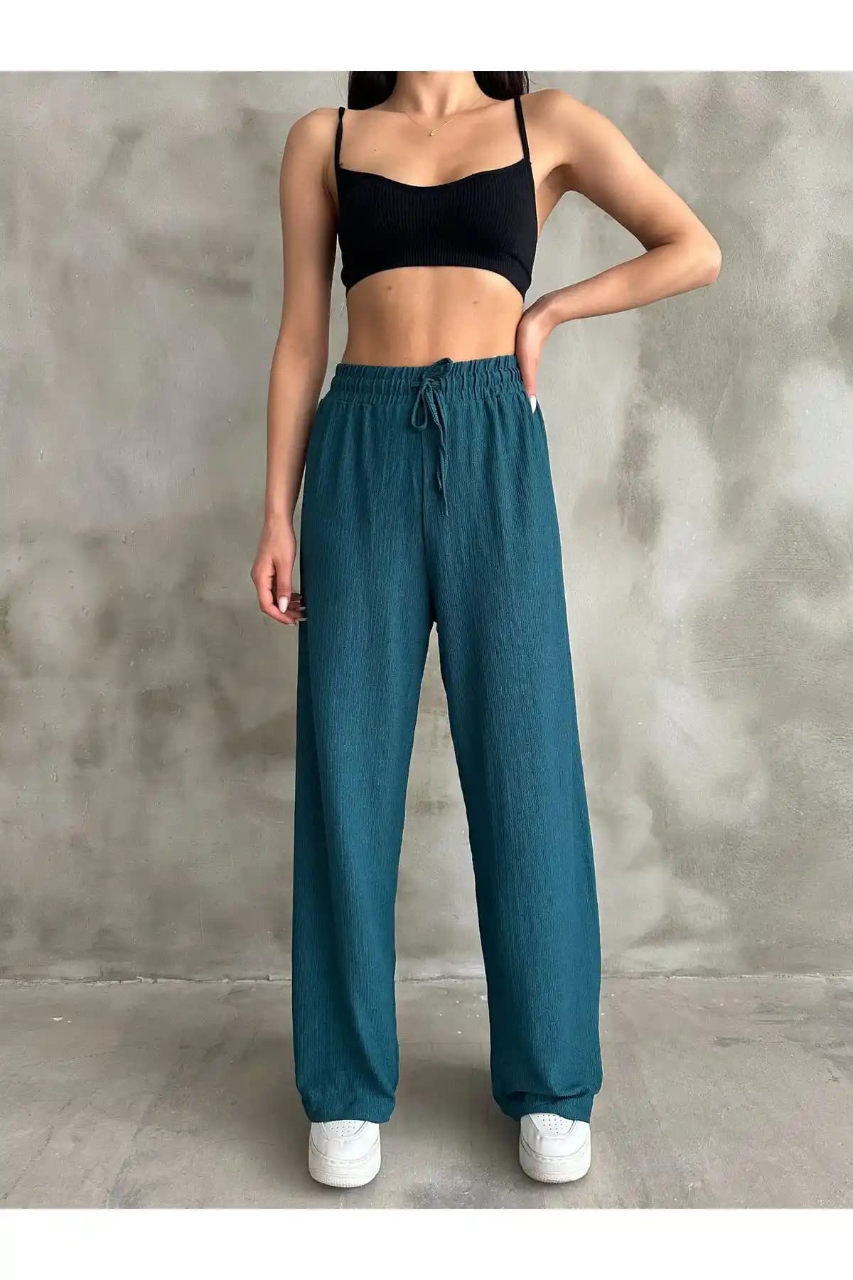 BEJNA Kadın Petrol Yeşili Beli Lastikli Palazzo Pantolon Modern ve Şık Tasarım