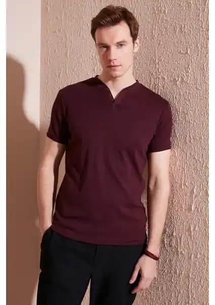 Buratti %100 Pamuklu V Yaka Slim Fit Erkek Tişörtü Modern ve Konforlu Tasarım