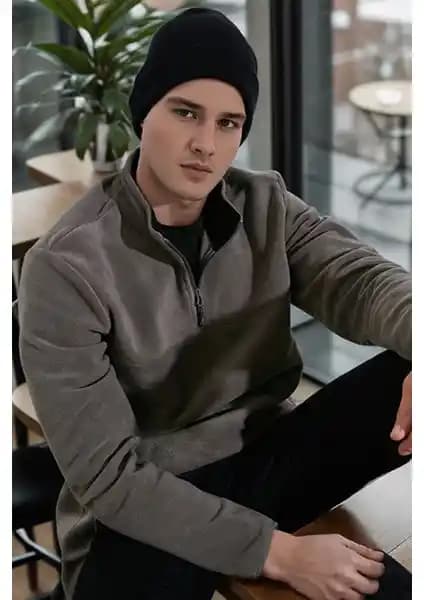 Buratti Slim Fit Anti-Pilling Polar: Erkekler İçin Şık ve Sıcak Kışlık Polar
