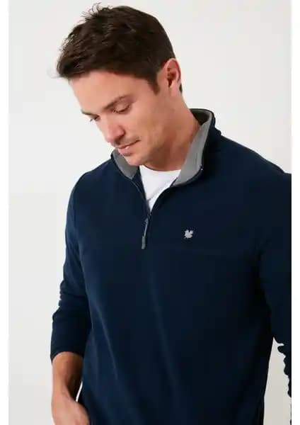 Buratti Slim Fit Anti-Pilling Polar: Şık ve Konforlu Kışlık Polar Ürünü