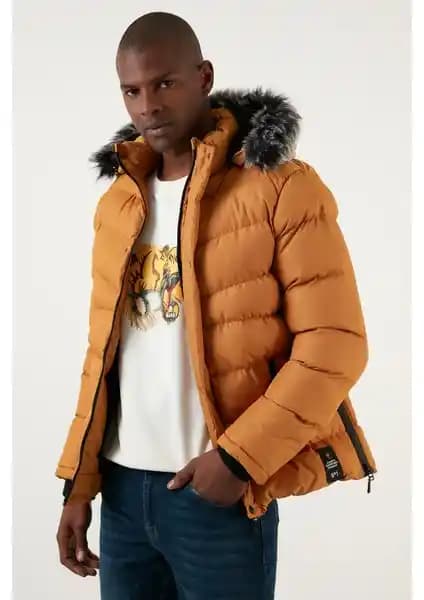 Buratti Slim Fit Suni Kürklü Erkek Montu: Şık ve Fonksiyonel Kış Giyim Seçeneği