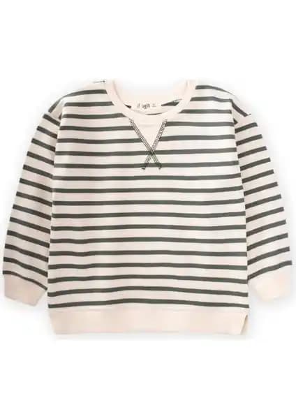 Cigit Çizgili Triko Kazak Haki Yeşil: Şık ve Konforlu Çocuk Kıyafeti Seçenekleri