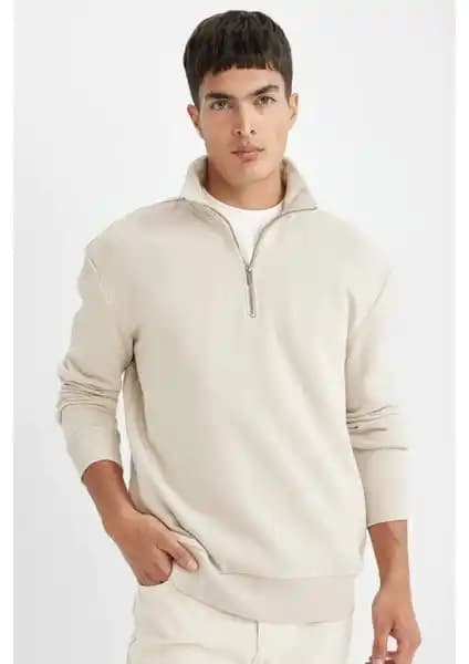 DeFacto Comfort Fit Fermuarlı Dik Yaka Sweatshirt Günlük Kullanım İçin Modern ve Rahat Tasarım