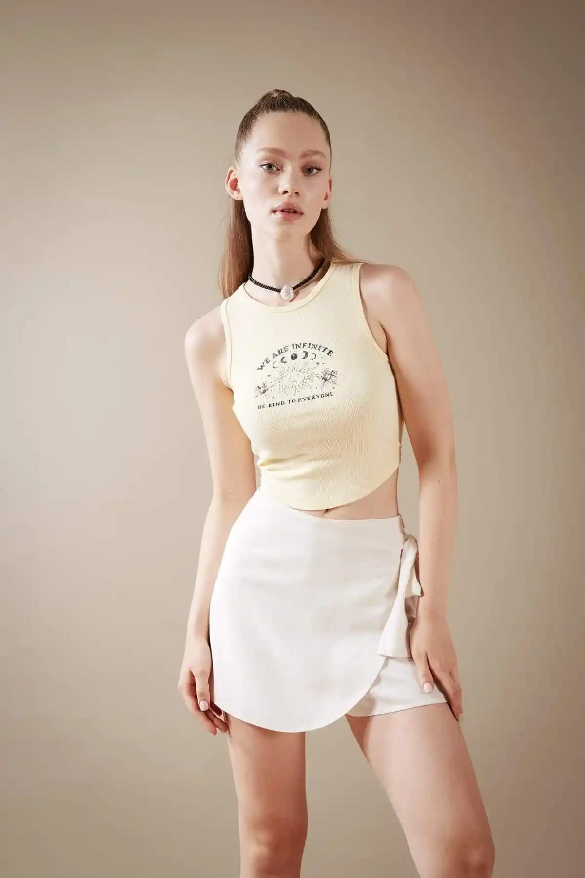 DeFacto Fitted Baskılı Bisiklet Yaka Fitilli Atlet Modern ve Rahat Günlük Spor Giyim