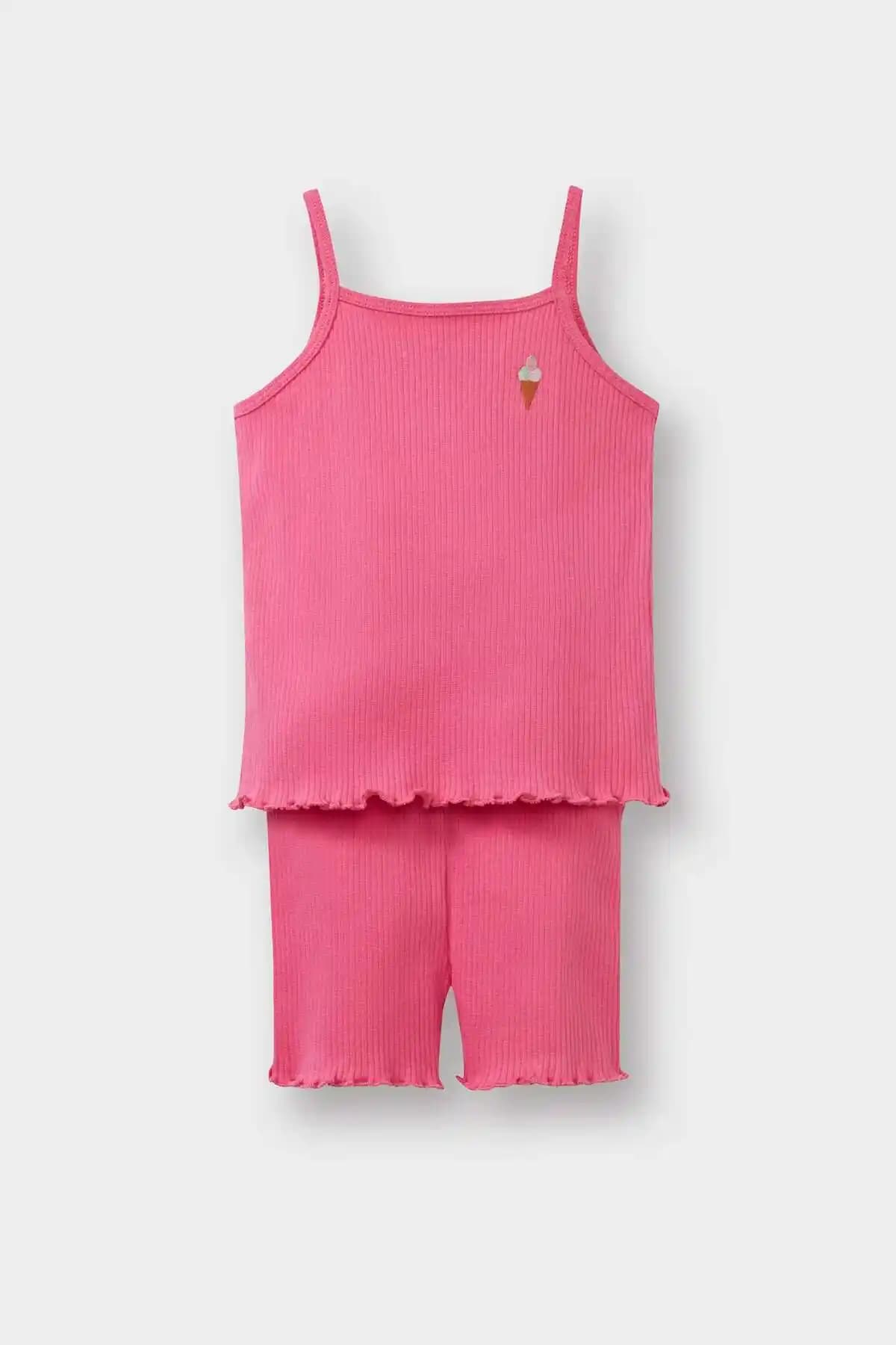 DeFacto Kız Bebek 2'li Takımı: Şık ve Konforlu Yazlık Bebek Giyim Seçeneği