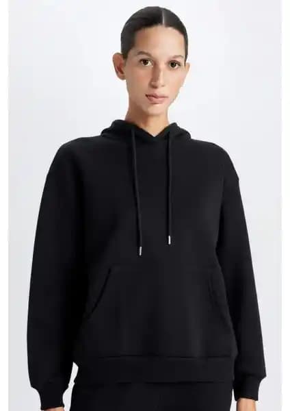 DeFacto Relax Fit Siyah Kapüşonlu Sweatshirt Kadın Günlük ve Spor Kullanımına Uygun