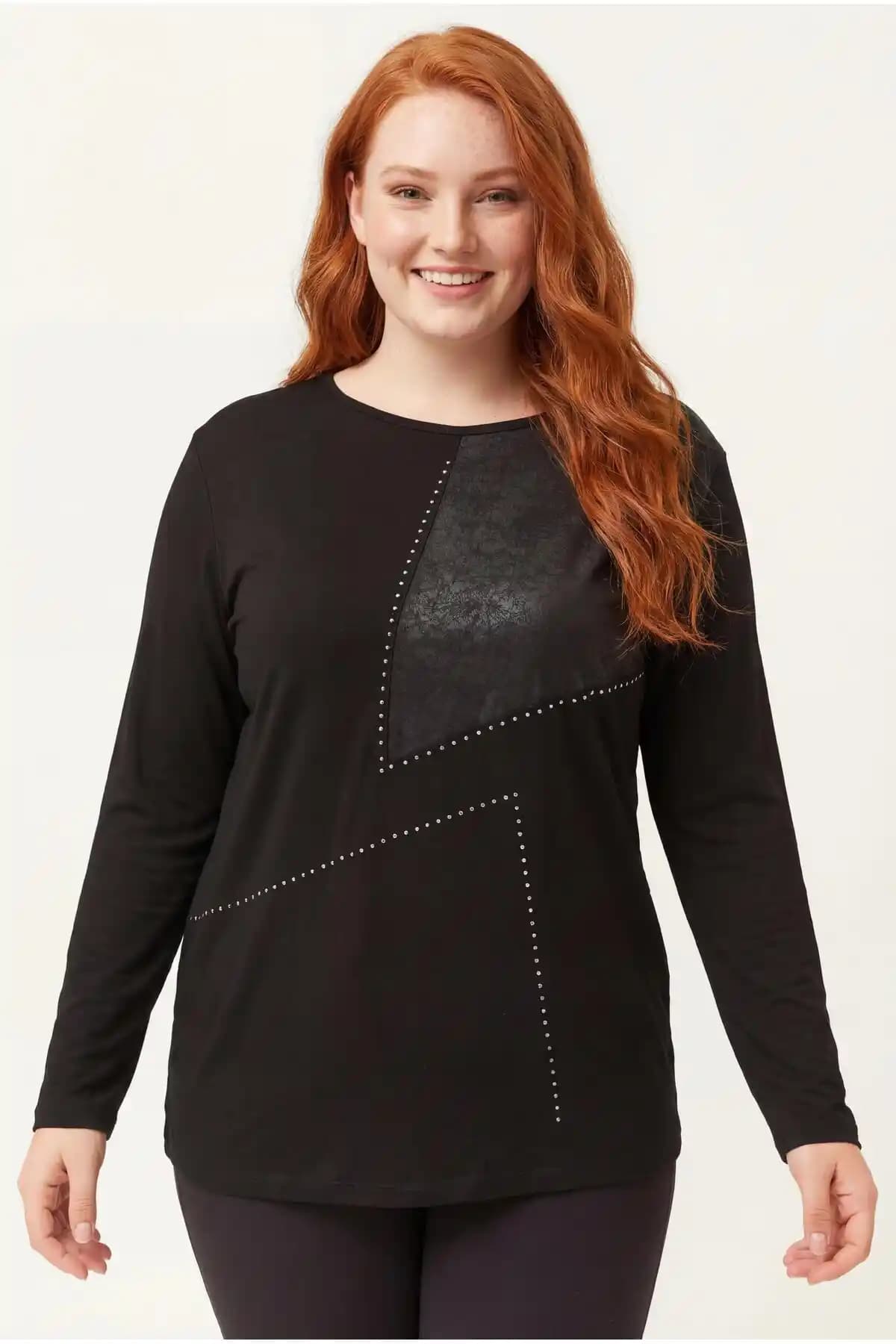 Ebsumu Kadın Büyük Beden Siyah Bluz Modern ve Rahat Tasarımıyla Günlük ve Özel Kullanım İçin Uygun