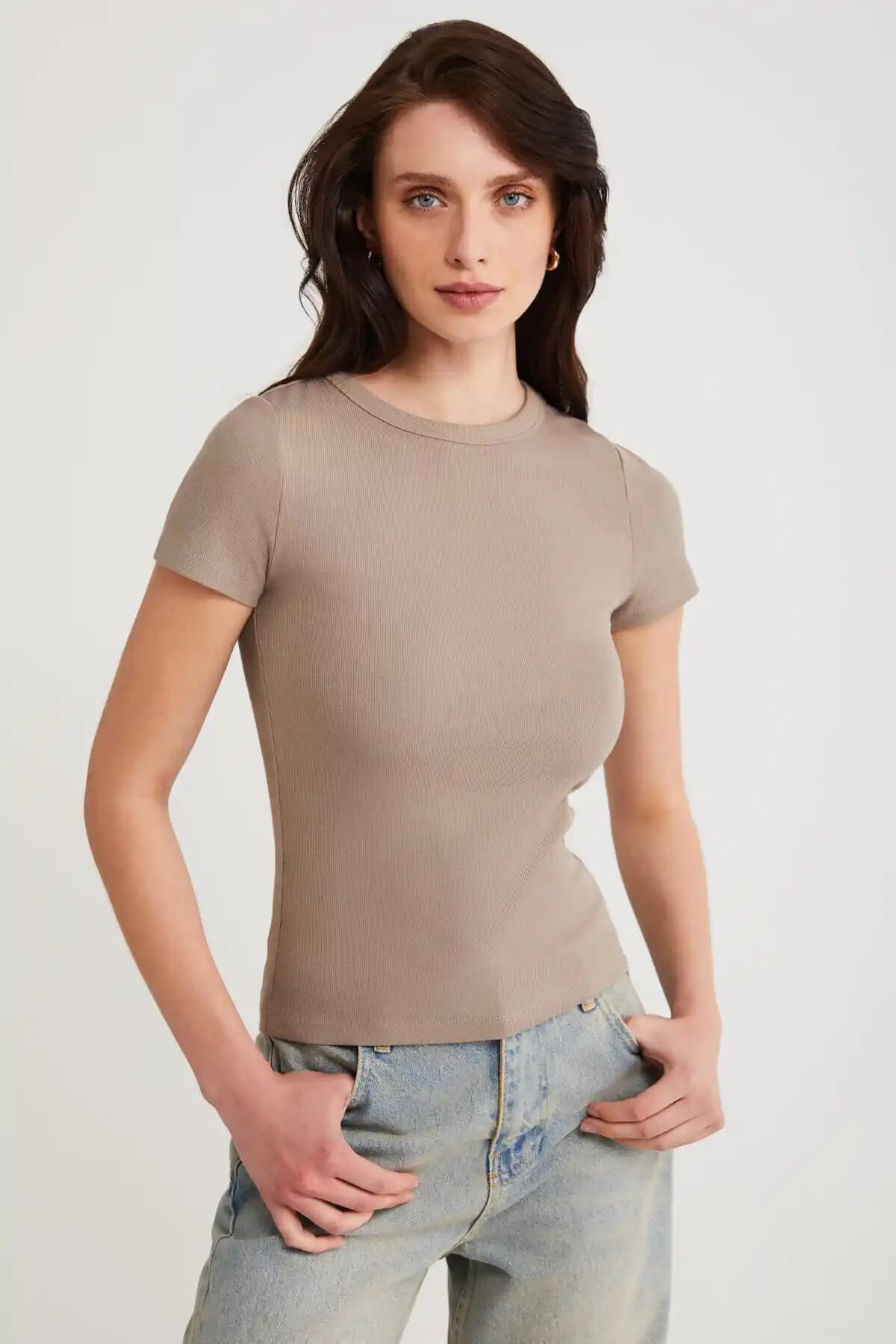 ETHIQUET Modest Evy Kadın Pamuklu Slim Fit Vizon T-shirt Günlük ve Şık Kullanım İçin