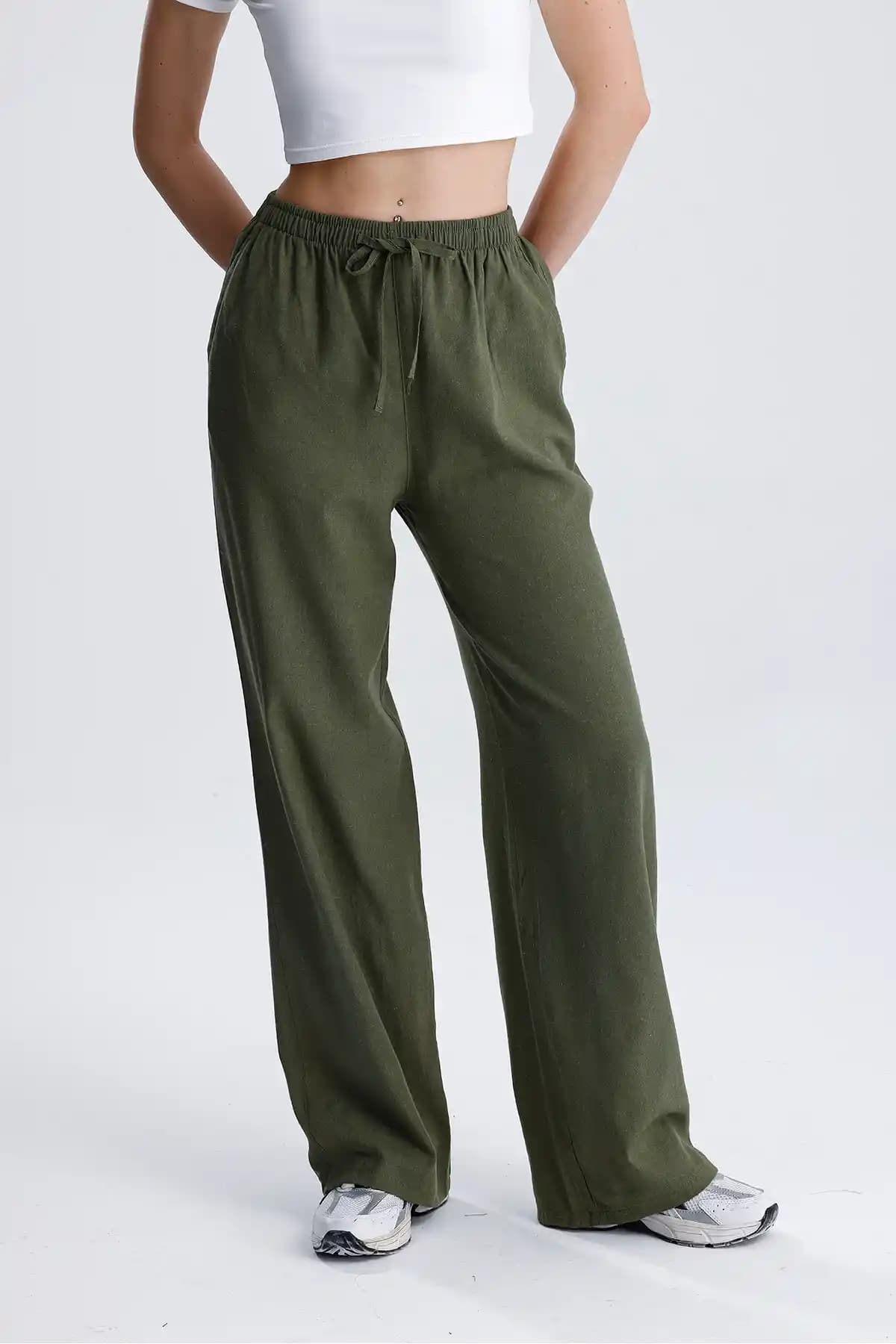 FV Kadın Bol Paça Keten Pantolon: Şıklık ve Konforu Bir Arada Sunan Modern Tasarım