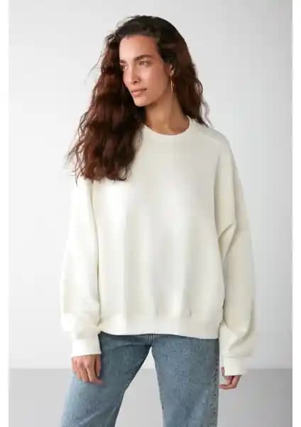 Grimelange Vaneltına Kadın İç Poları Sweatshirt: Şıklık ve Konforun Bir Arada Sunumu