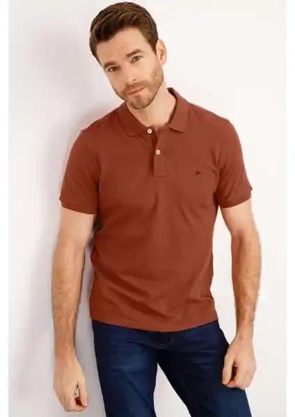 İGS Modern Fit Polo Yaka T-shirt: Şıklık ve Konforu Bir Arada Sunan Kaliteli Giyim Parçası