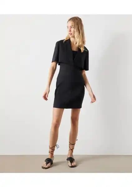 İpekyol Kadın Elbisesi: Şıklık ve Konforu Bir Arada Sunan Modern Tasarım