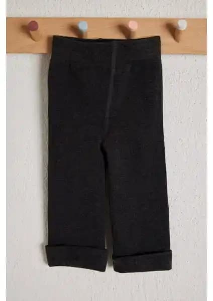 Katia & Bony Pamuklu Çocuk Tayt Pantolon Siyah: Konfor ve Dayanıklılık Sunan Kışlık Giyim