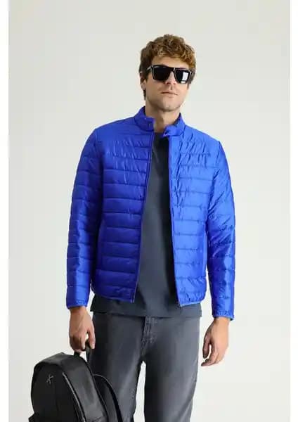 Kiğılı Kapitone Spor Mont: Erkekler İçin Şık ve Dayanıklı Kış Giyim Seçeneği