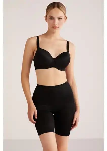 Kom Lidya Siyah Sütyen: Şıklık ve Konfor Sunan Modern Kadın İç Giyim Ürünü