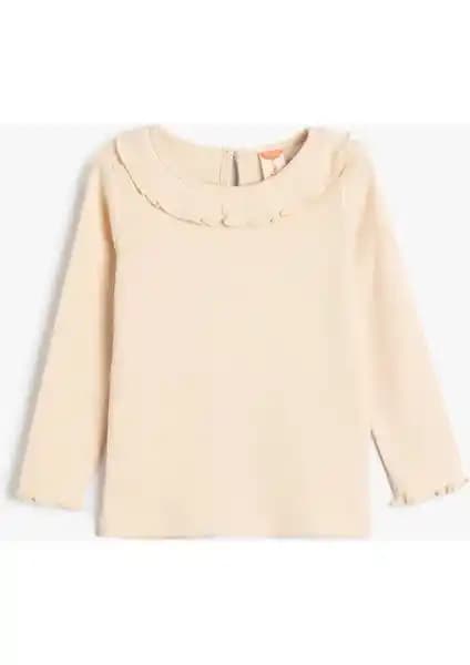 Koton Basic Fırfırlı Bisiklet Yaka Tişört Günlük Şıklık ve Konfor Sunar