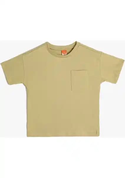 Koton Erkek Çocuklar İçin Kısa Kollu Cep Detaylı Pamuklu Tişört Modern ve Rahat Stil