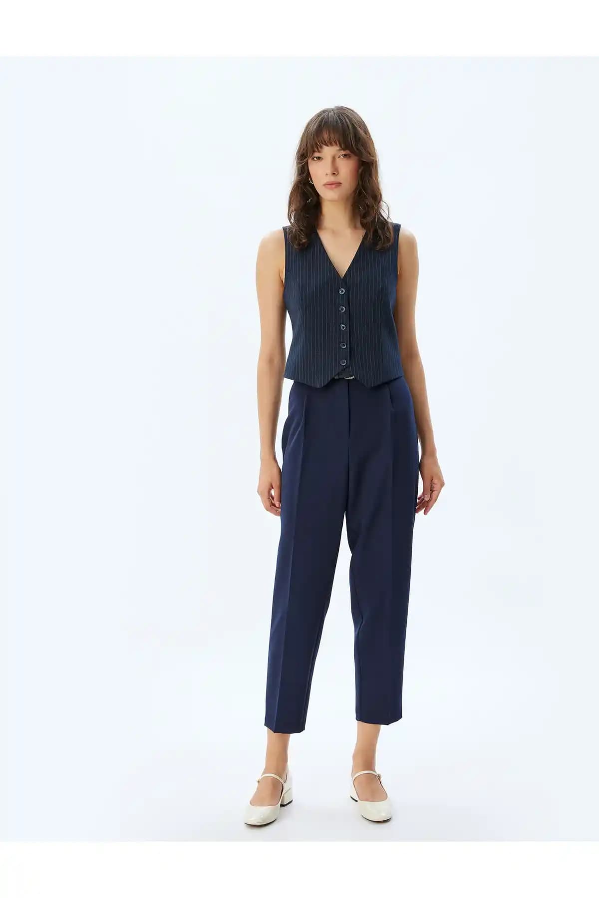 Koton Kısa Paça Cigarette Pantolon Yüksek Bel Slim Fit Modern ve Şık Tasarım