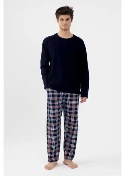 Koza İç Giyim Erkek Pamuklu Uzun Kollu Ekose Desenli Pijama Takımı Şıklık ve Konforu Bir Arada Sunar