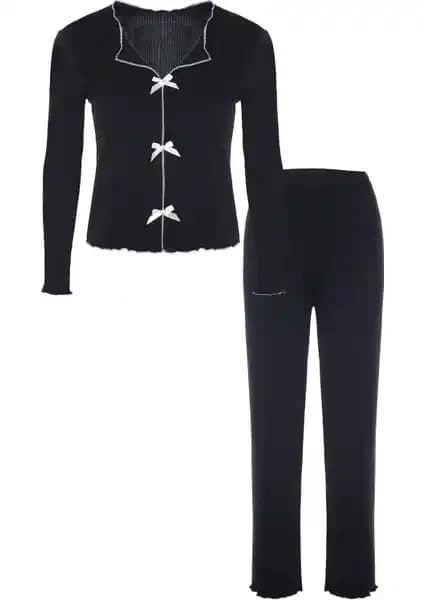 Koza İç Giyim Sevgililer Günü Temalı Kadın Pijama Takımı: Şıklık ve Konforun Buluşması