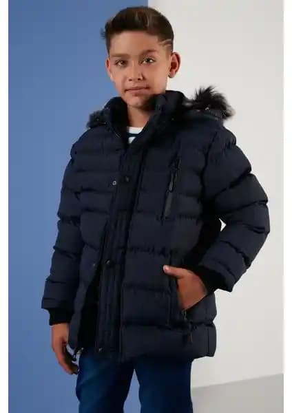 Lela Erkek Çocuk Montu: Peluş Astarlı, Çıkarılabilir Kapüşonlu, Dayanıklı Kış Giyim