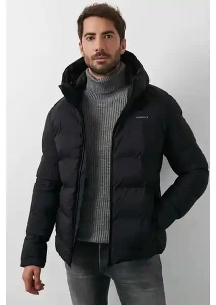 Lumberjack Erkek 3W Ml Nolan Coat: Şık ve Fonksiyonel Modern Kaban Seçenekleri