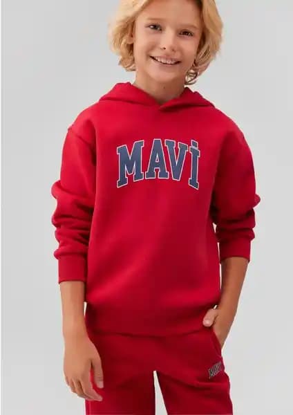 Mavi Mavi Logo Baskılı Kırmızı Kapüşonlu Sweatshirt Çocuklar İçin Şık ve Rahat Giyim Seçeneği