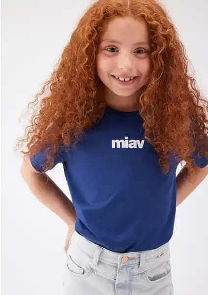 Mavi Miav Baskılı Çocuk Tişörtü: Rahat ve Şık Tasarım ile Günlük Kullanım İçin Uygun