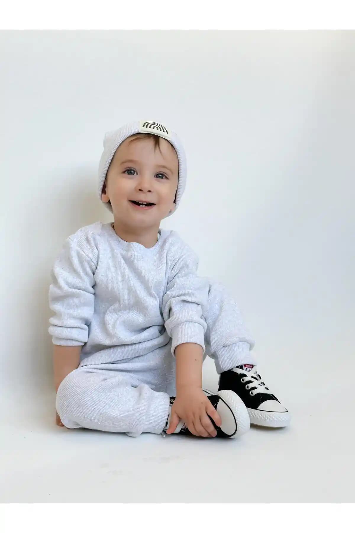 MiaBaby Bereli Üçlü Bebek Takımı: Organik Pamuklu Rahat ve Şık Giyim Seçeneği