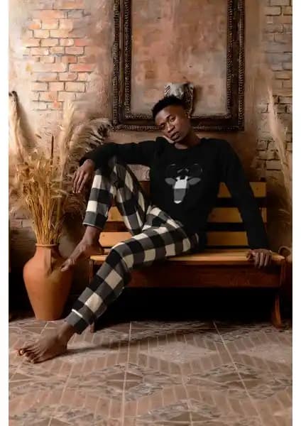 Nisanca Kışlık Erkek Polar Pijama Takımı: Sıcacık ve Şık Tasarım ile Konfor Sunar