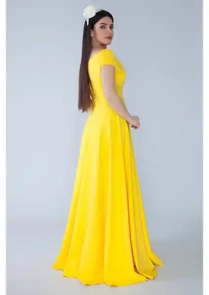 No48 Kayık Yaka Kruvaze Maxi Abiye Elbise Kadınlar İçin Şık ve Rahat Tasarım