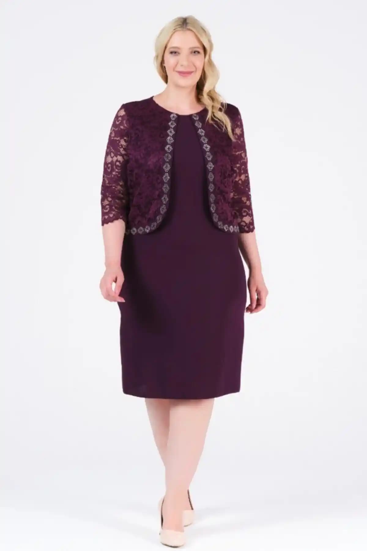 Oktay Sağlam Mürdüm Renk Güpür Taşlı Krep Büyük Beden Abiye Elbise Detayları