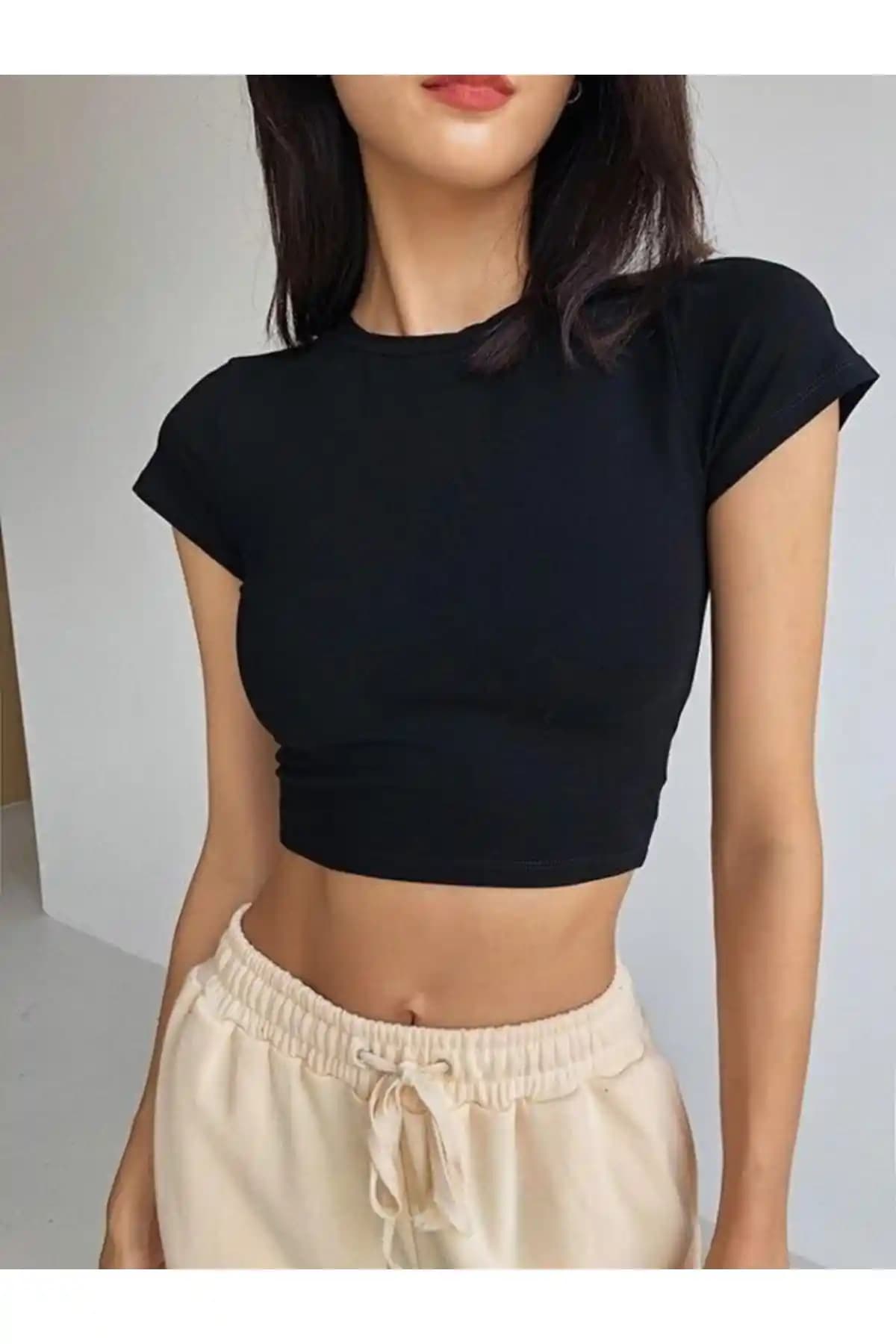 Öz Pamuk Kadın Siyah Fitilli Bisiklet Yaka Crop Bluz Modern ve Rahat Yazlık Tasarım
