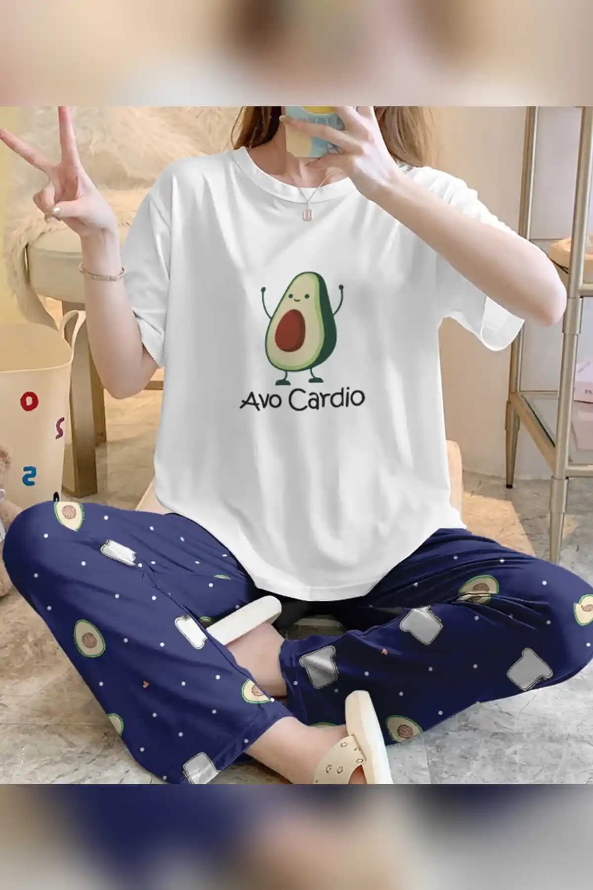 PEMBİŞ HOMEWEAR Zezeyle Avocado Kısa Kollu Pijama Takımı: Rahat ve Şık Ev Giyim Seçeneği