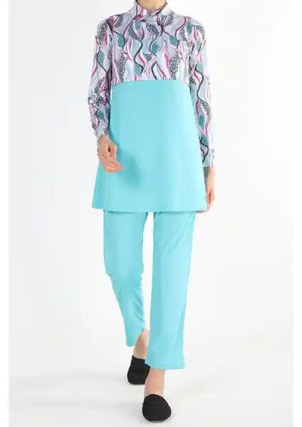 Plistre 2156 Desenli Tam Kapalı Tesettür Mayo: Şıklık ve Konforun Bir Arada Sunumu