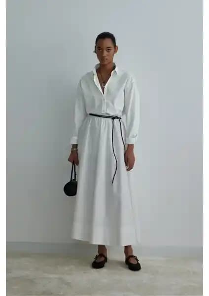 Suud Collection Ekru Day Poplin Kloş Etek Şıklık ve Konforu Bir Arada Sunar