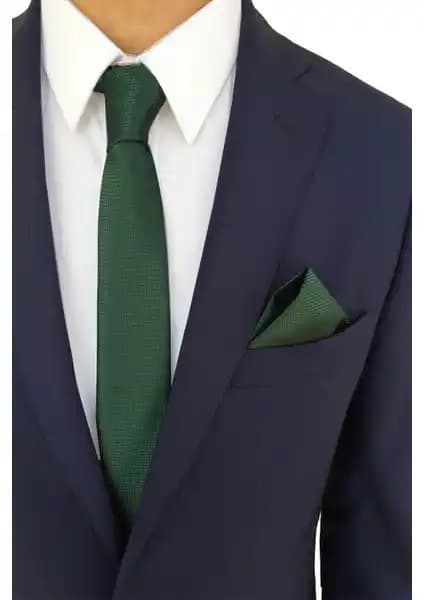 Tezgah İstanbul Yeşil Kravat Mendil Seti: Şık ve Fonksiyonel Erkek Aksesuarları