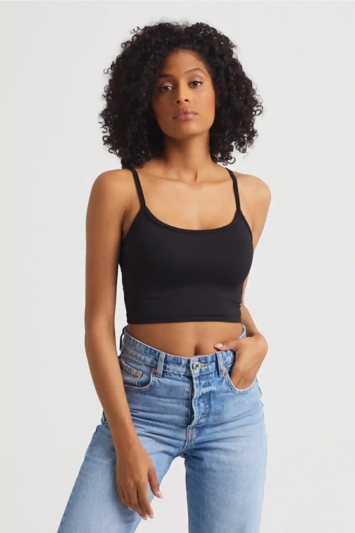 The Base Siyah Scuba Kumaş İp Askılı Crop Top Modern Kadın Giyim Parçası