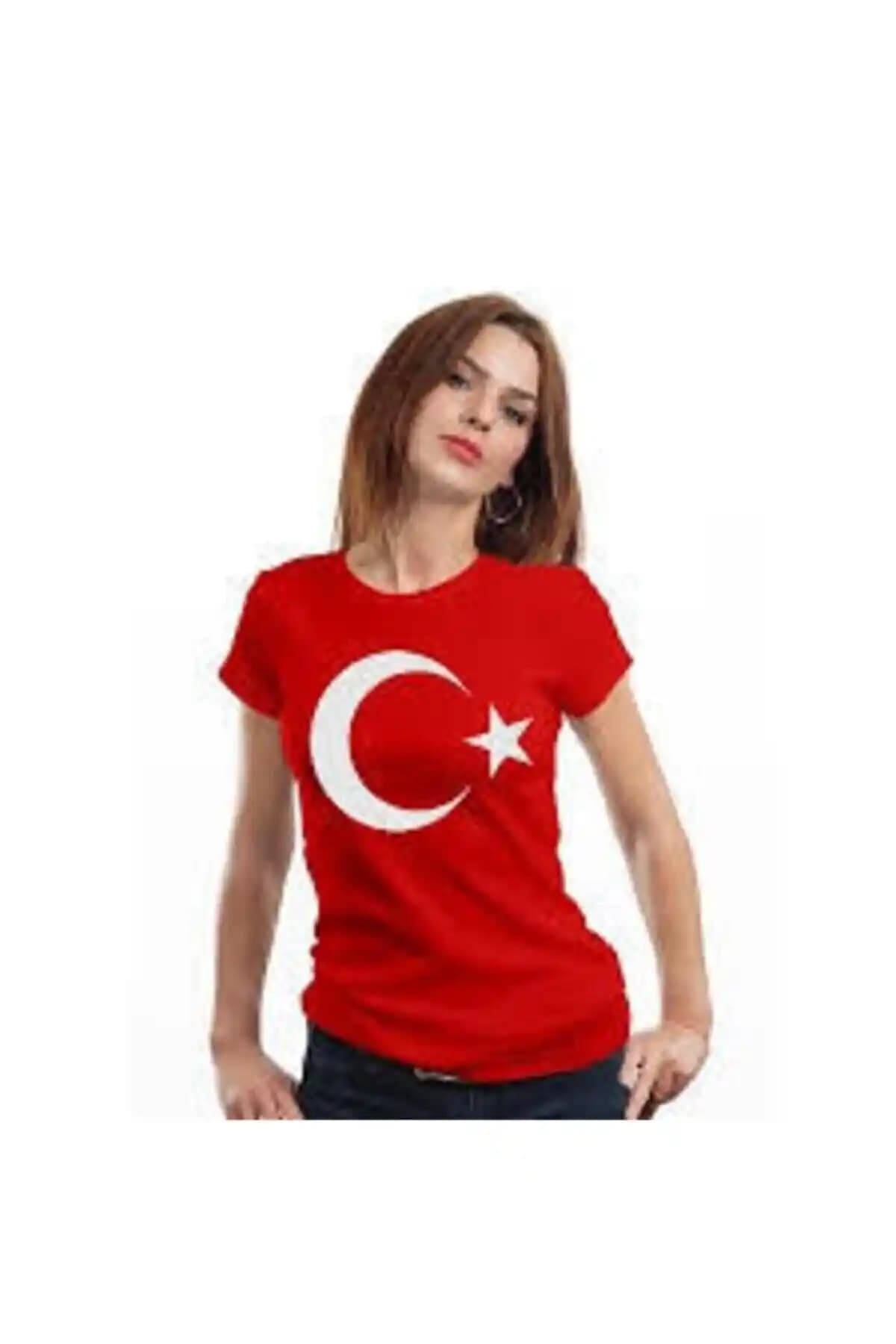 Türk Bayraklı Bayan Tişörtleri: Milliyetçi ve Şık Günlük Giyim Seçenekleri