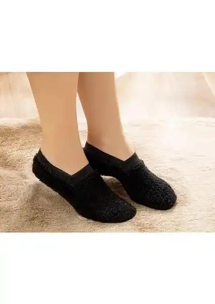 Türkçe Ev Yeni Yumuşak Kadın Peluş Çorap: Sıcaklık ve Şıklık Sunan Konforlu Tasarım