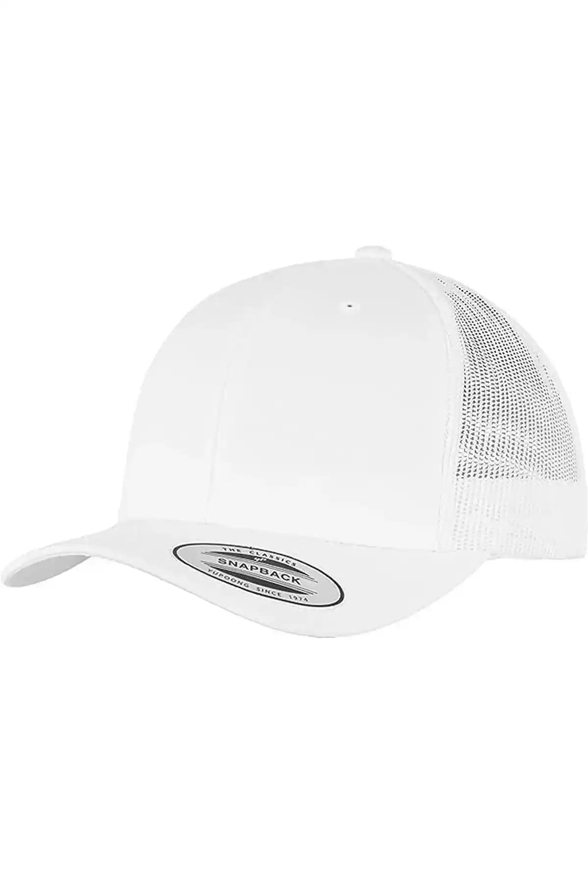 Twentyone Yazlık Beyzbol Şapkası: Şıklık ve Konforu Bir Arada Sunan Modern Tasarım