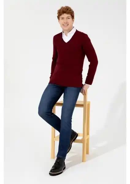 U.S. Polo Assn. Erkek Bordo Triko Kazak: Şık ve Konforlu Günlük Giyim Parçası