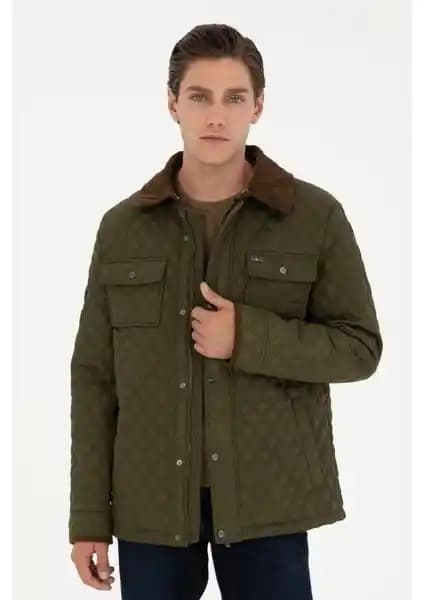 U.S. Polo Assn. Erkek Haki Mont: Şıklık ve Fonksiyonelliği Bir Arada Sunan Modern Tasarım