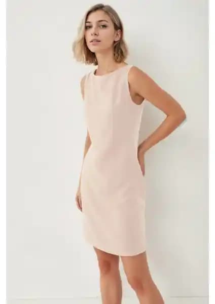 Vitrin Sıfır Kol Viskon Keten Elbise: Modern ve Şık Yazlık Kadın Elbisesi Tanıtımı