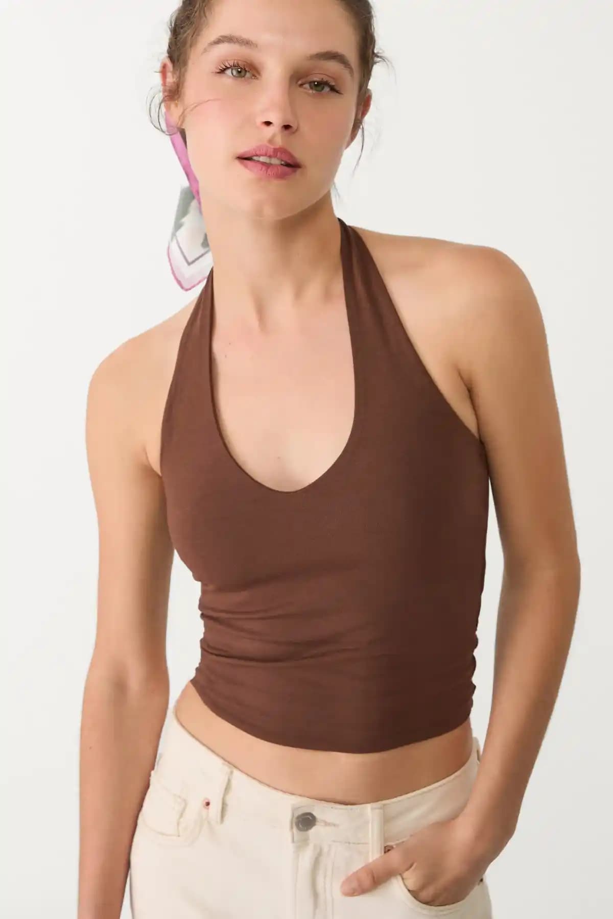 VODENS Kahverengi Pamuk Halter Yaka Çift Kat Crop Top Şıklık ve Konforun Buluşması