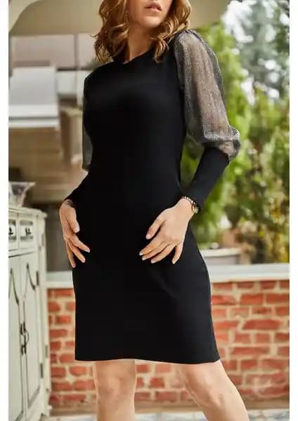 Xhan Kolu Tüllü Elbise: Günlük Şıklık ve Rahatlık Sunan Modern Kadın Elbisesi