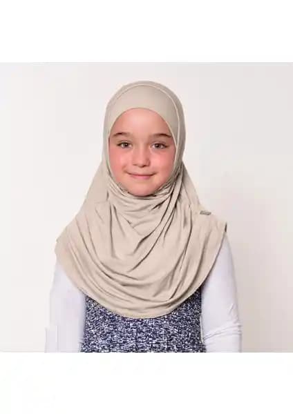 Zehranur Çocuk Şalı: Pratik, Şık ve Yumuşak Viskon Tasarım Çocuk Giyim Ürünü