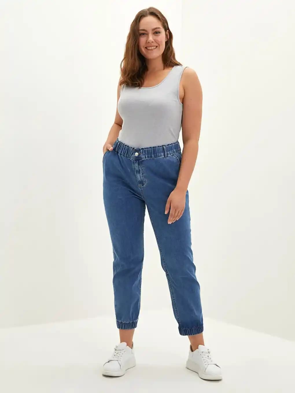 Everlane Beden Ölçüleri, Kesim Sorunları ve Müşteri Deneyimleri Üzerine Detaylı İnceleme